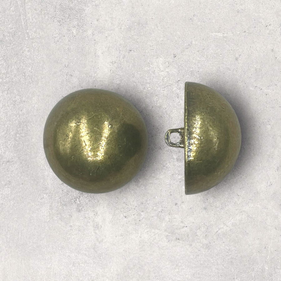Messingknap med øje ca. ø17,5mm, oxyderet