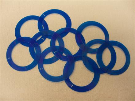 Cirkelpailletter, kongeblå transparent, 10 stk.