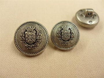 Antik sølvknap, våbenskjold m/løver og laurbær, 18mm