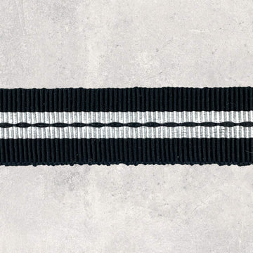 Grosgrainbånd med sort/hvid stribe 20mm, 1m