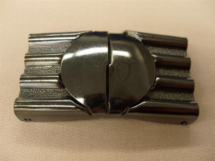 Sort metal bæltespænde, m. dybe riller 25mm